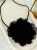 Efektowny choker z czarnym kwiatem